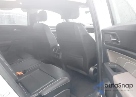 2021 Volkswagen Atlas Cross Sport 3.6L V6 Se W/Technology R-Line z USA, uszkodzony, nr VIN 1V2RE2CA3MC228313